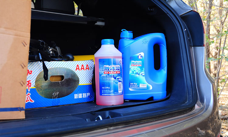 發動機防凍液不足時，可以加一些純凈水嗎？有沒有什么后患？