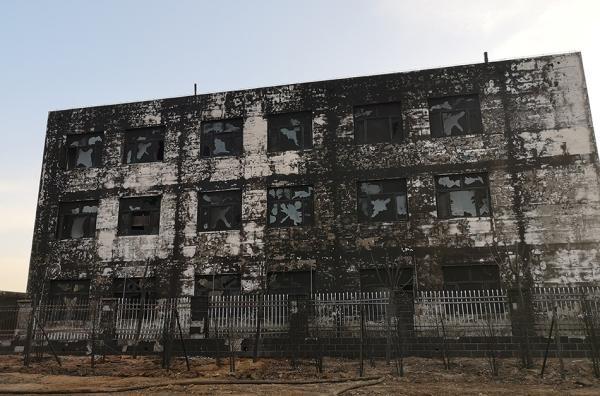 張家口燃爆事故24小時:父子一起開貨車,兒子逃生父親遇難