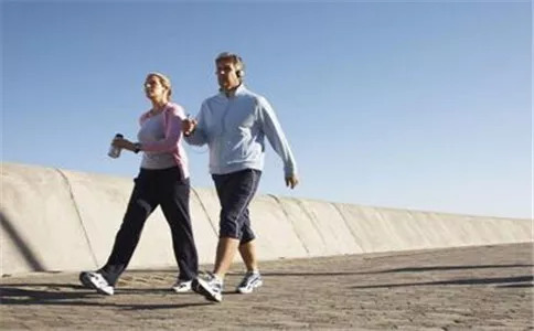 每天步行多少步合適?每天堅持步行的12大好處