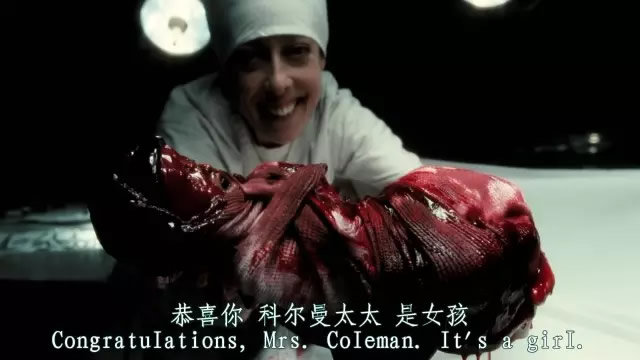 現(xiàn)實(shí)版孤兒怨VS電影版《孤兒怨》現(xiàn)實(shí)永遠(yuǎn)比電影更恐怖，太嚇人了！