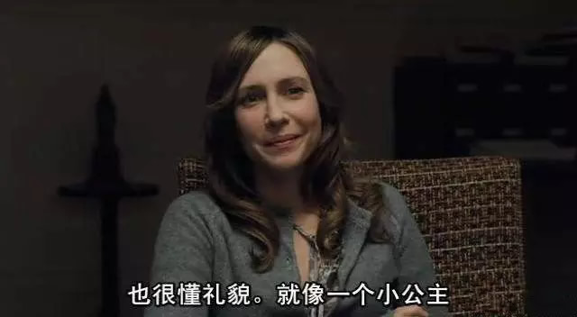 現(xiàn)實(shí)版孤兒怨VS電影版《孤兒怨》現(xiàn)實(shí)永遠(yuǎn)比電影更恐怖，太嚇人了！