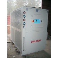低溫風(fēng)冷式精密工業(yè)冷凍水循環(huán)恒溫機組
