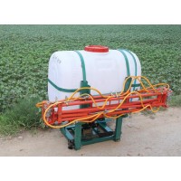 高射程大容量高效打藥機 大型拖拉機后懸掛農藥噴霧器 怎么樣