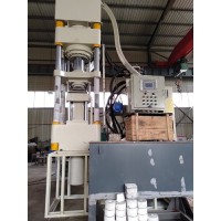 Y一次雙塊舔鹽磚機(jī)和單塊舔鹽磚機(jī)都有哪些不同之處