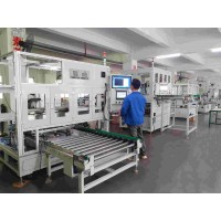 全自動電池包膜機(jī)，電池貼膜機(jī)